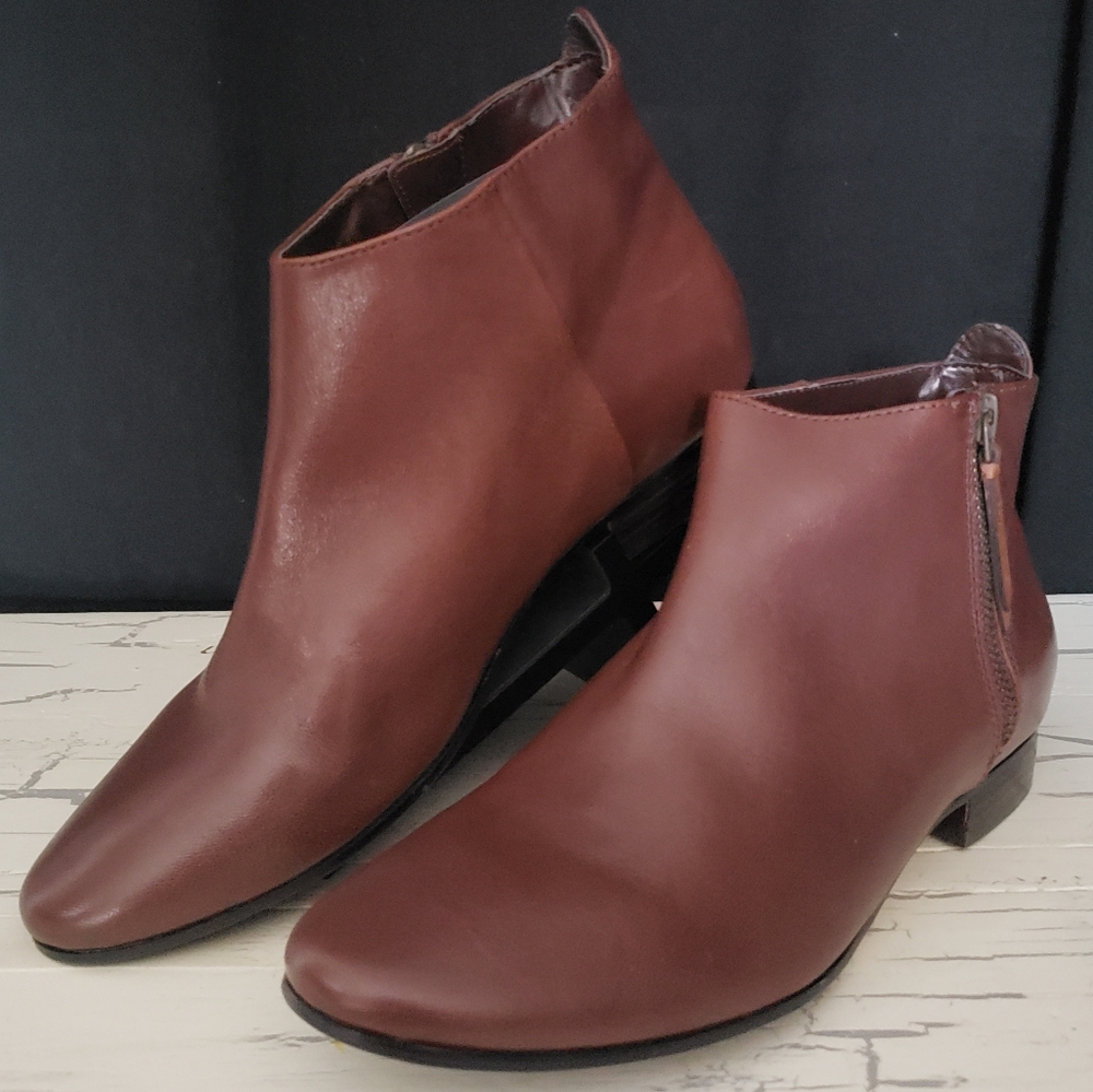Cole Haan Grand OS 'Belmont' in Chesnut Brown - Women's size 8 B